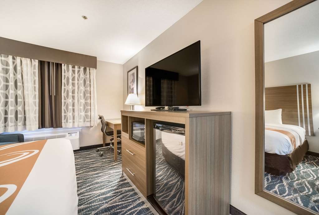 Quality Inn Effingham North - photo 8