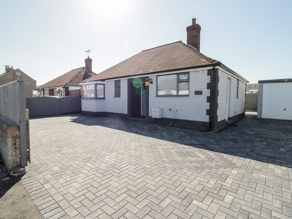 Seaside Retreat — hotel in Prestatyn