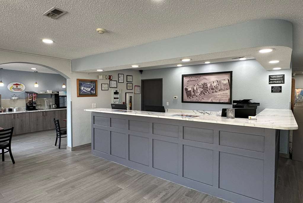 Super 8 by Wyndham Green Bay I 43 Bus. Park - photo 3