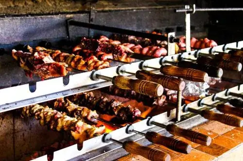 Hotel e Churrascaria Pantaneira — hotel in Pocone