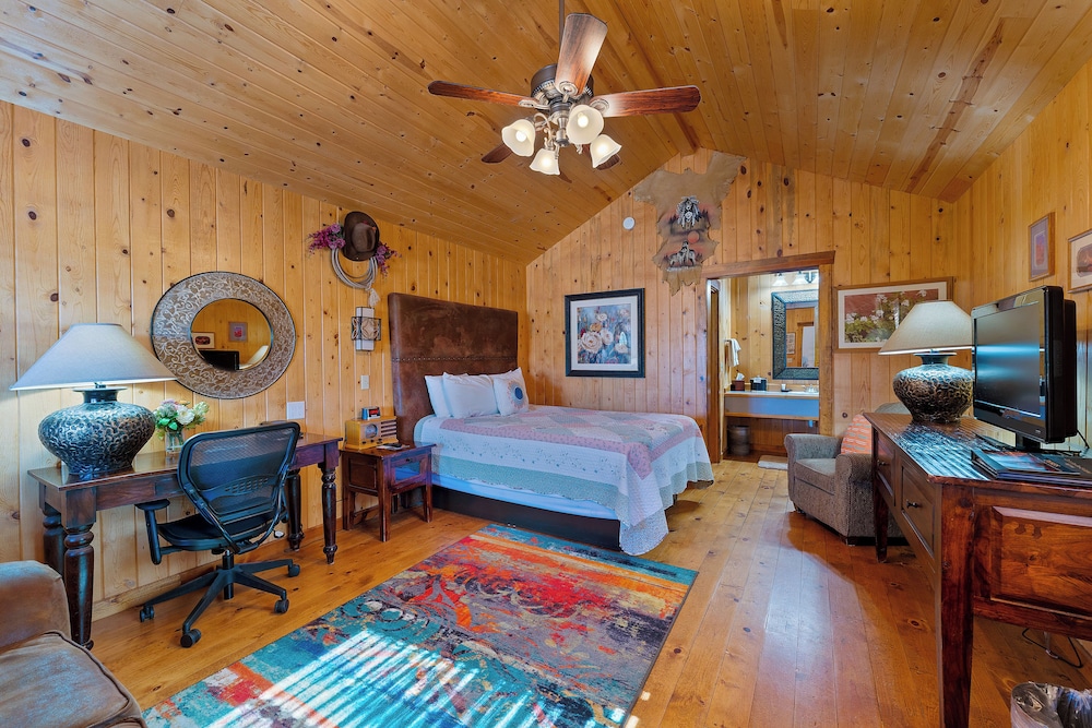 Desert Rose Resort & Cabins - photo 33