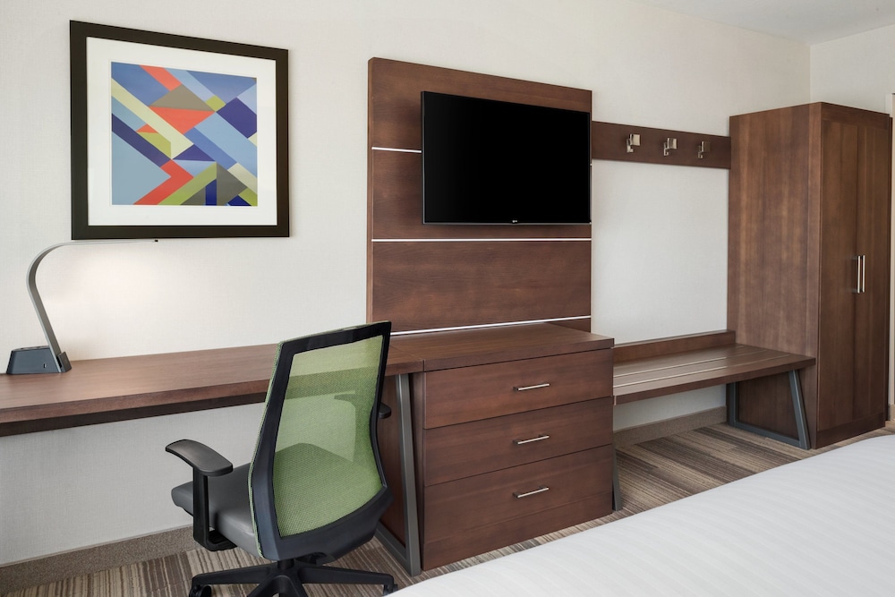 Holiday Inn Express & Suites Moses Lake by IHG - photo 8