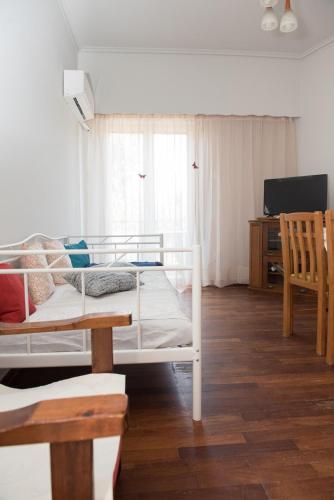Minimal Flat in Historic Kerameikos by ΜΡS — 4-Star Luxury Hotel in Athens, Greece