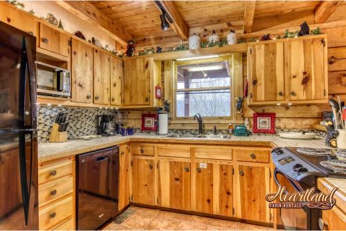 Heaven's Mountain Hideaway - photo 31