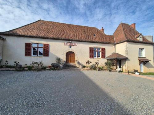 Le refuge des3petitscochons - last minute hotel in Unknown City