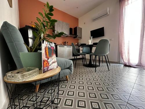 M'ama Apartment 1 — 4-Star Luxury Hotel in Ficarazzi, Italy