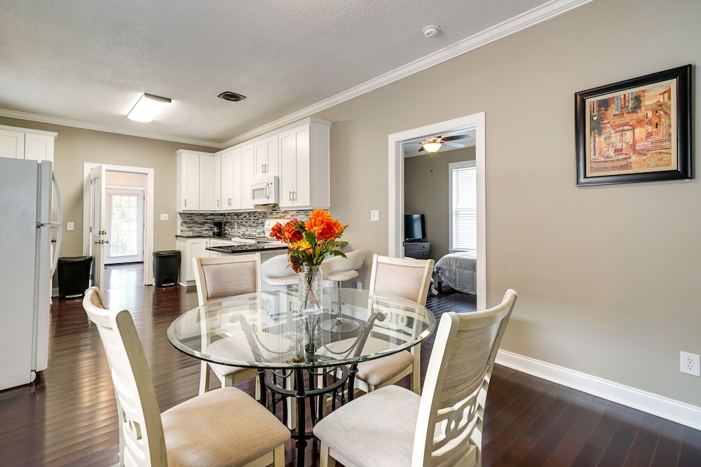 Downtown Wilmington Home: Walk to Cape Fear River - photo 4