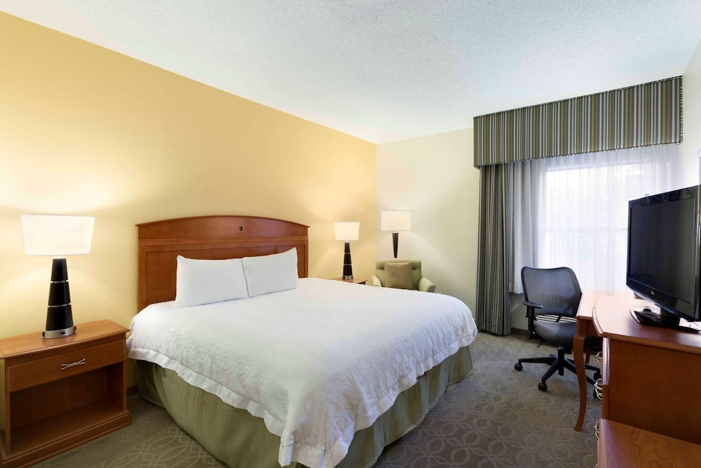 Hampton Inn Youngstown Boardman - photo 18