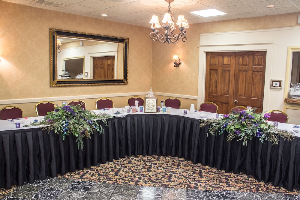 Quality Inn & Suites Erie near Casino - photo 46