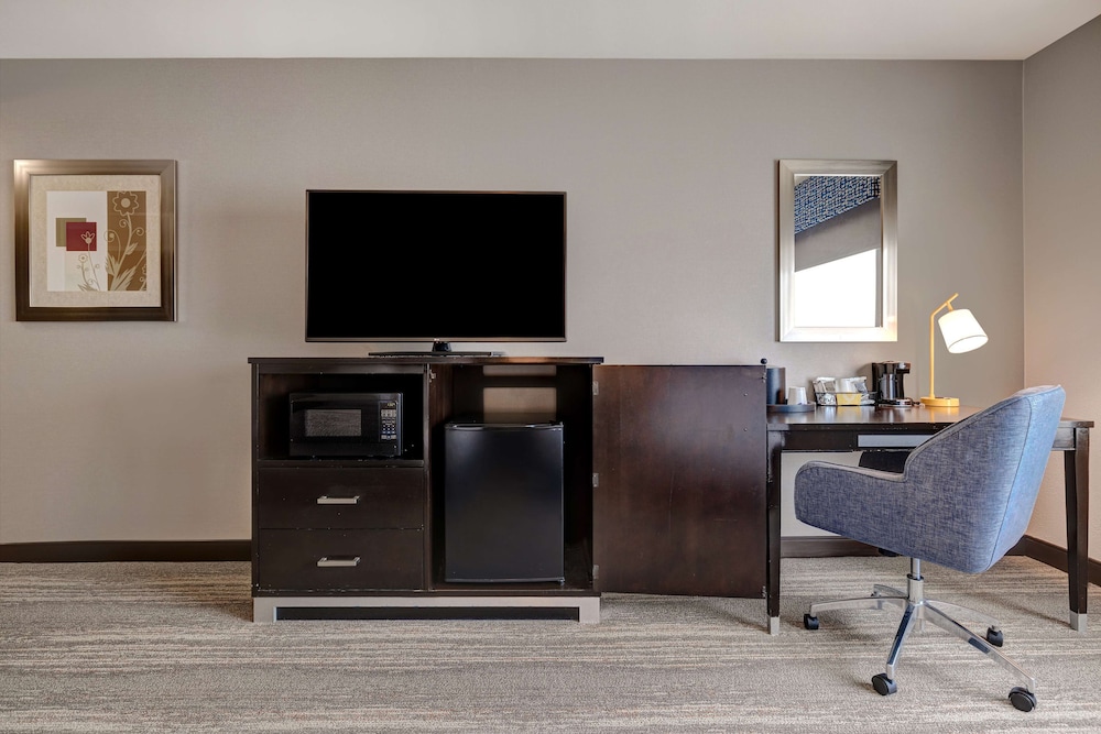 Hampton Inn & Suites Seattle Federal Way - photo 31