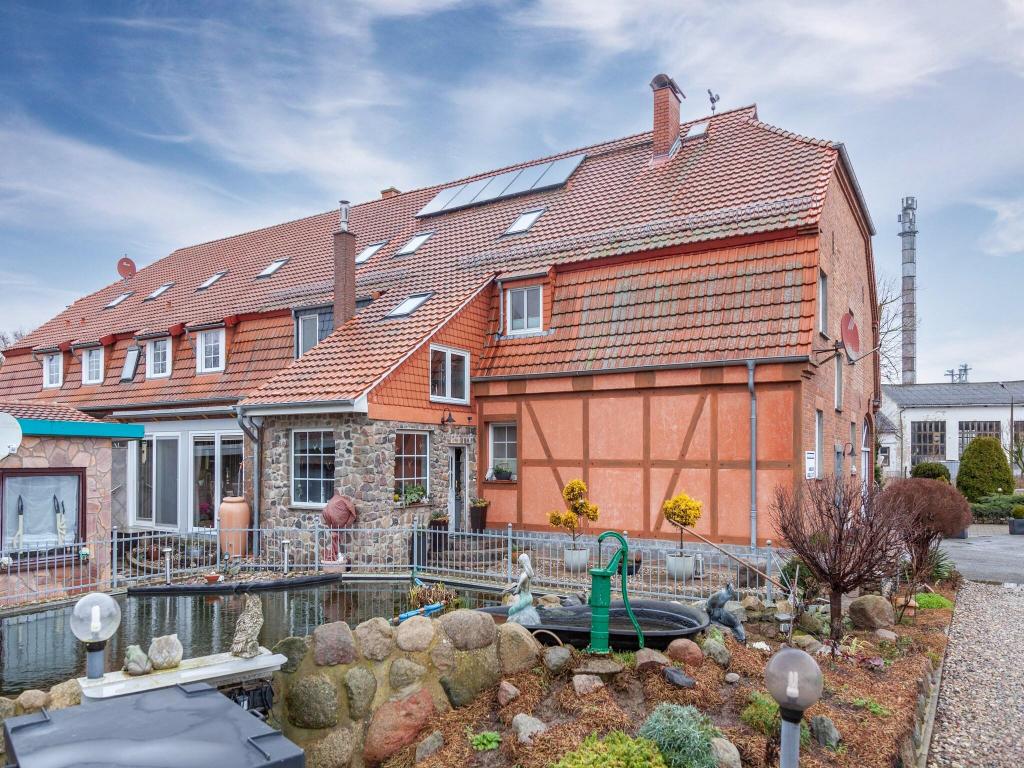 Wohnung In Grundshagen Mit Gartensitzplatz — Kluetz