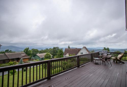 Bald Eagle Bluff — Blowing Rock — photo 5