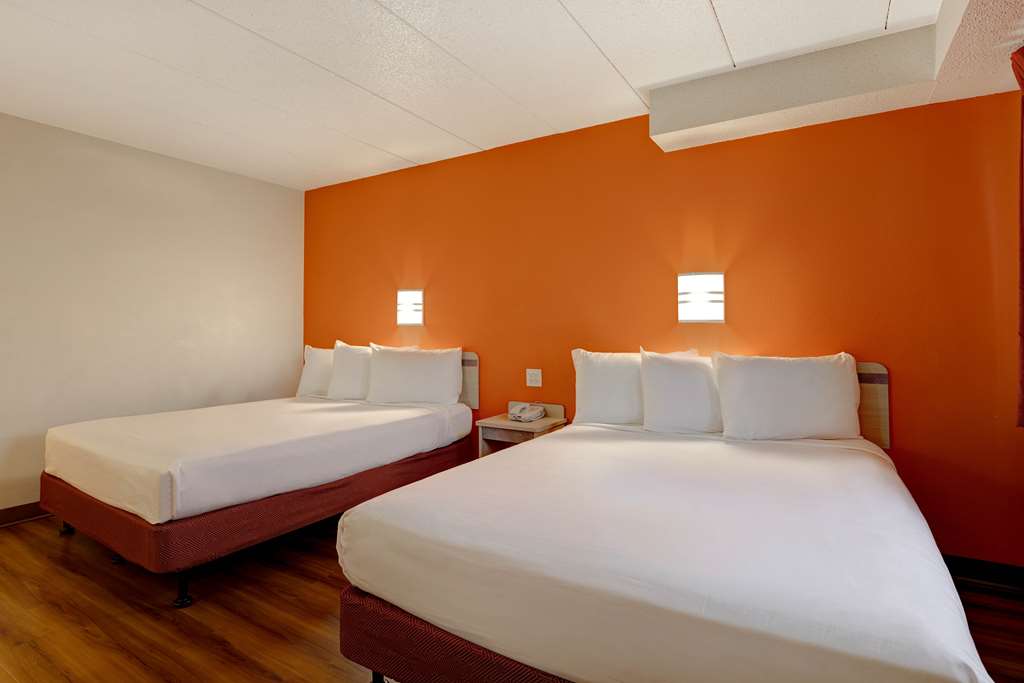 Motel 6 Lakeville MN South Lakeville - photo 13