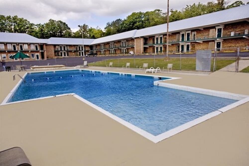 Extended Stay Suites Cookeville Tennessee Tech - photo 33