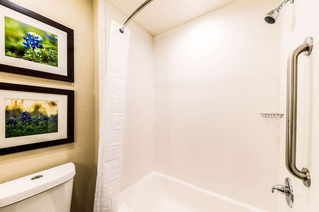 Comfort Suites Grand Prairie Arlington North - photo 28