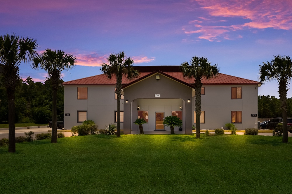 Red Roof Inn Crestview - photo 27