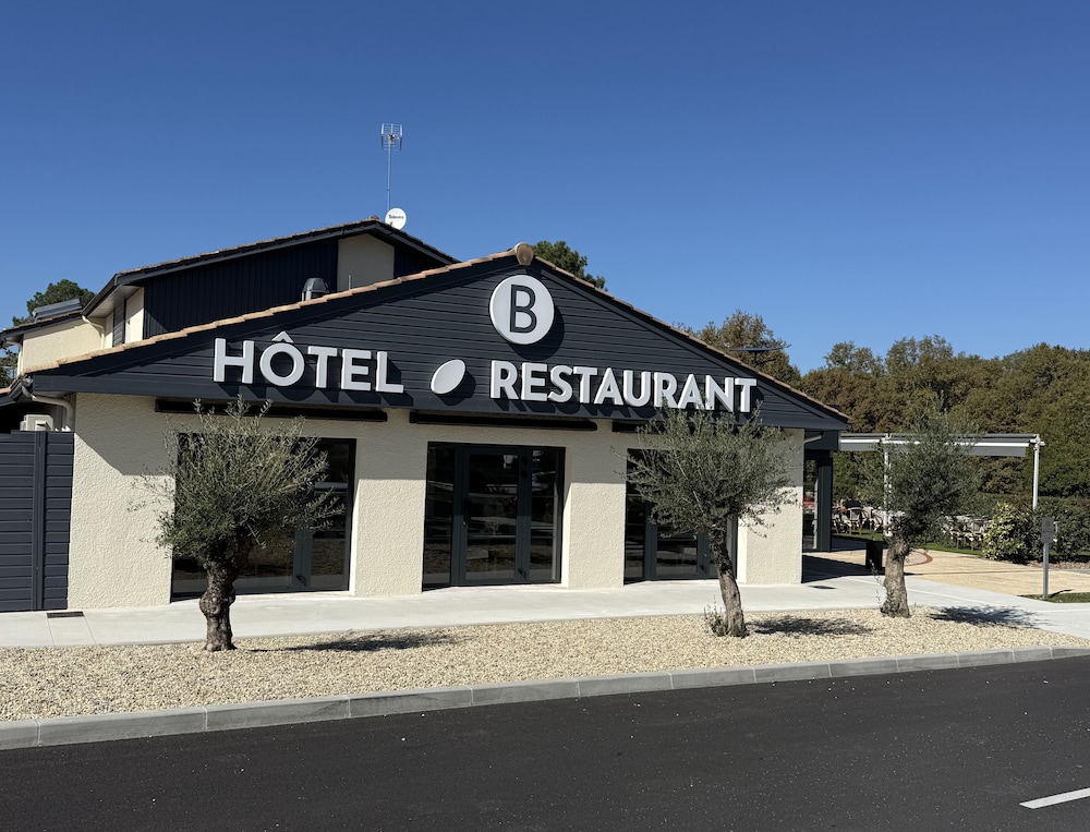 Hotel Restaurant Le Brennus in Langon, France