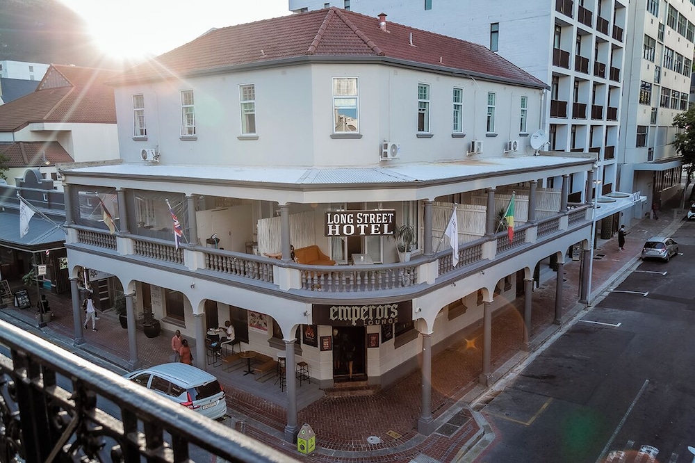 Electric Jackal - carbon neutral hotel in Cape Town