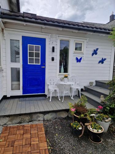 Huset på hauen — hotel in Volda