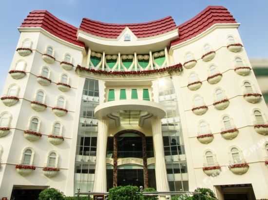 Fullhouse World Fantastic Hotel in Dongguan, People's Republic of China