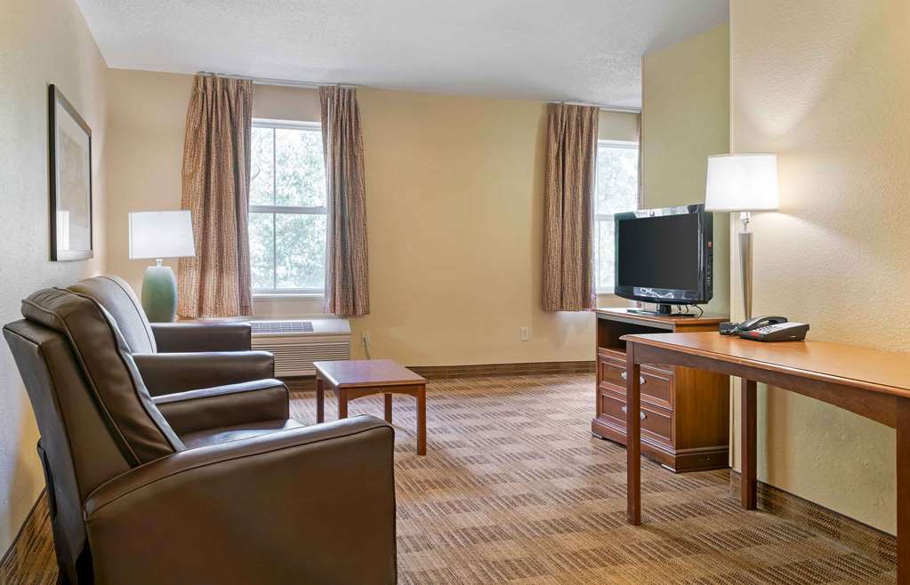 Extended Stay America Suites Detroit Novi Orchard Hill Place - photo 38