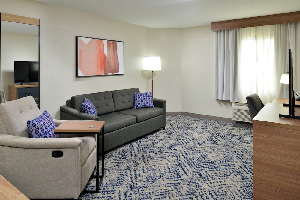Candlewood Suites Northeast Kansas City by IHG - photo 23