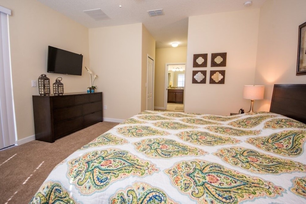 Alana's Champions Gate Townhome Kissimmee - photo 3