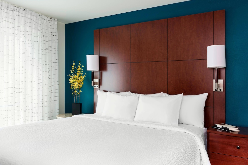 Residence Inn Fargo - photo 6