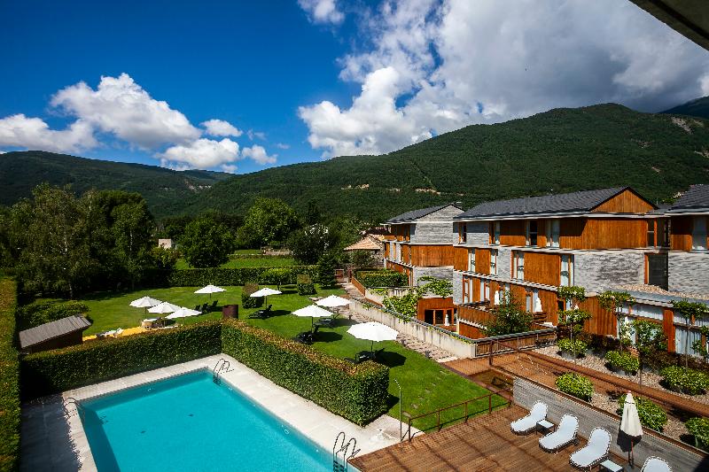 Tierra de Biescas - carbon neutral hotel in Biescas