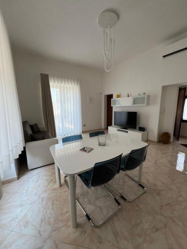Domus Angriae Apartment — 4-Star Luxury Hotel in Angri, Italy