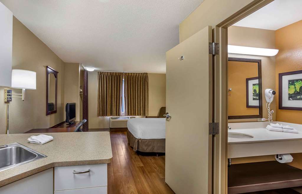 Extended Stay America Suites Philadelphia Horsham Welsh Rd - photo 17