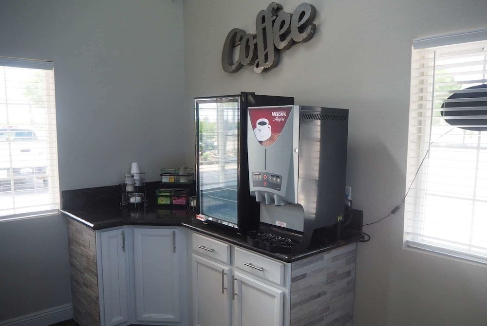 Baymont by Wyndham Yuba City - photo 20