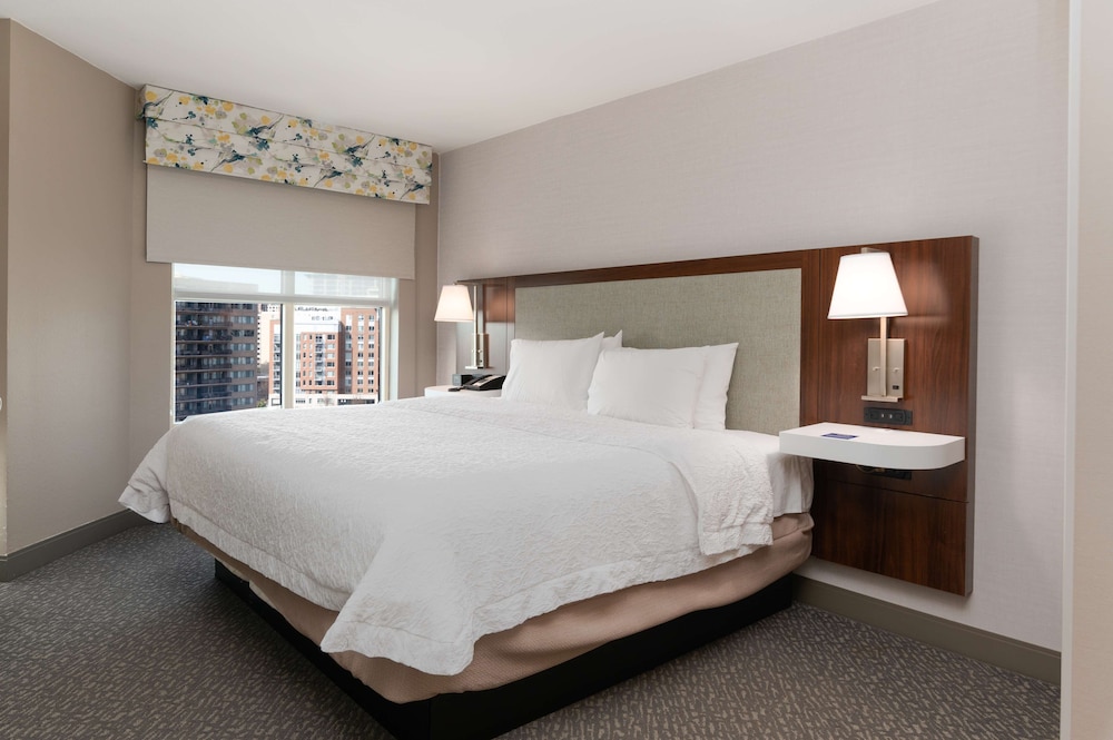 Hampton Inn & Suites Arlington Crystal City DCA - photo 16