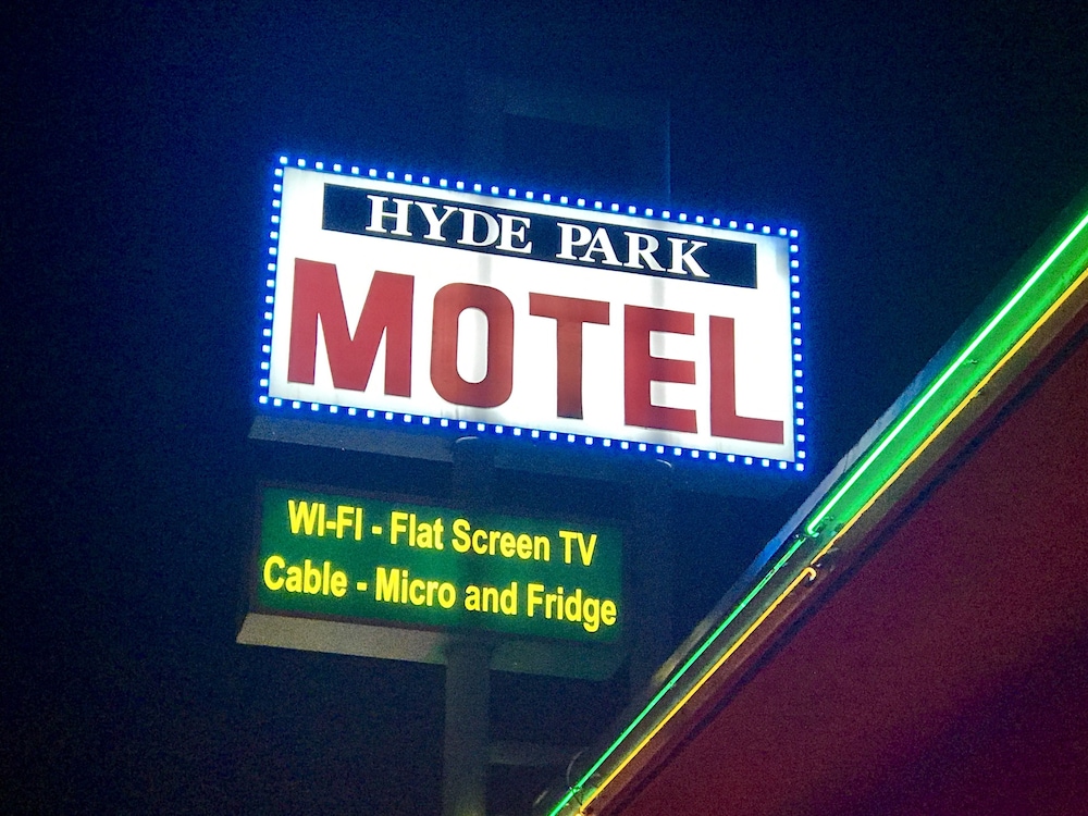 Hyde Park - last minute hotel in Los Angeles