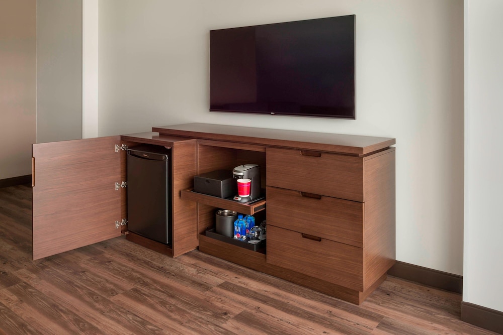 Buffalo Marriott At Lecom Harborcenter - photo 8