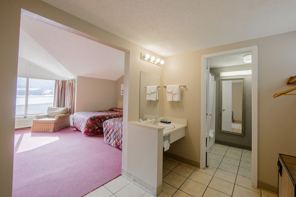 Green Valley Motel - photo 4