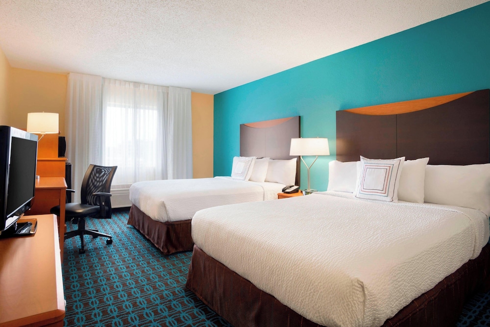 Fairfield Inn & Suites Fort Worth University Drive - photo 5