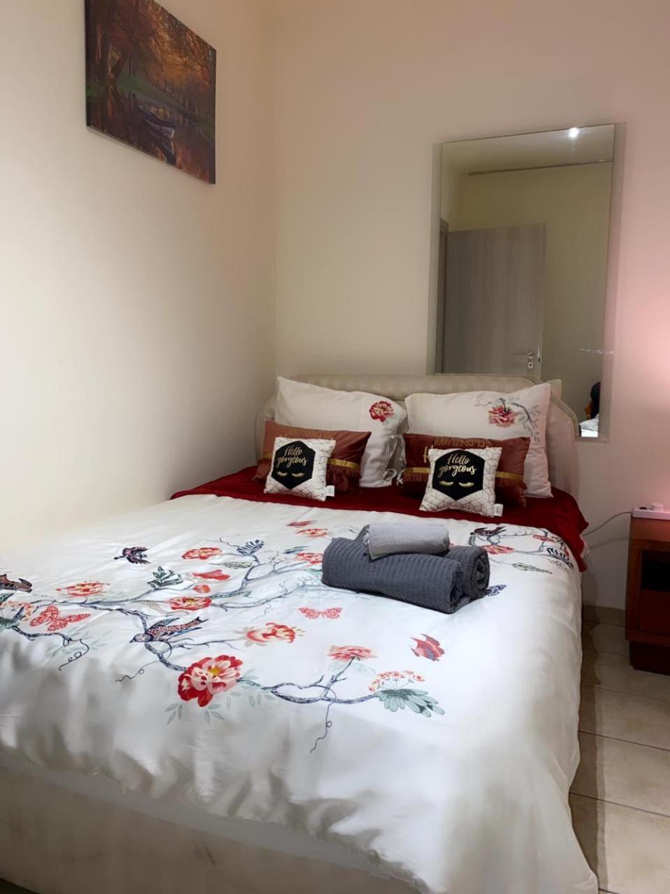 Larnaca Beach Apartment
