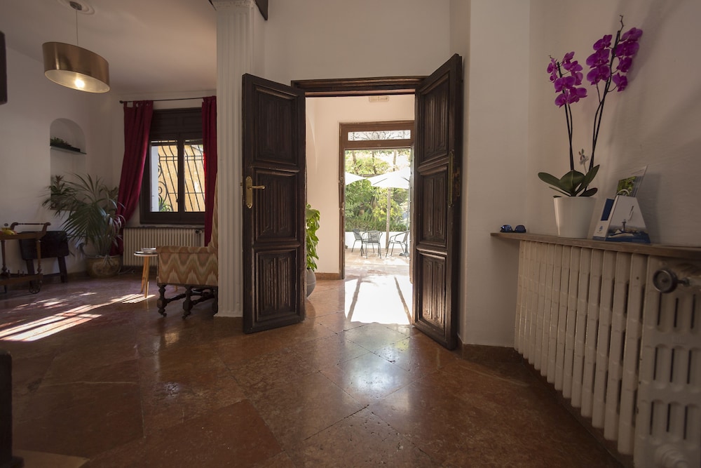 Gala Placida Experience 1923 — Granada — photo 2
