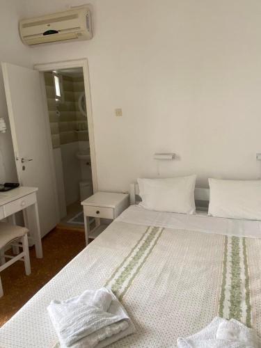 Korali Hotel — Antiparos — photo 3
