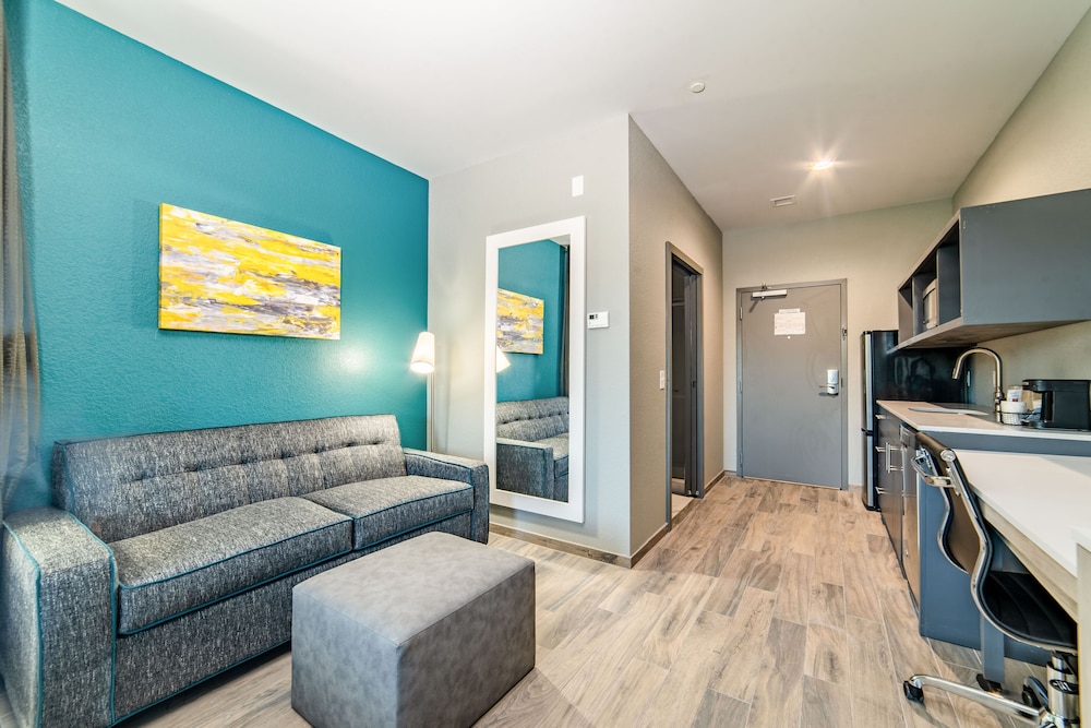 Everglades Adventures Hotel Suites by Ivey House in Marco Island, United States