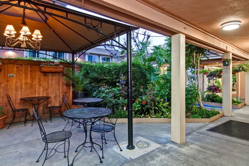 Pacific Inn of Redwood City - photo 71