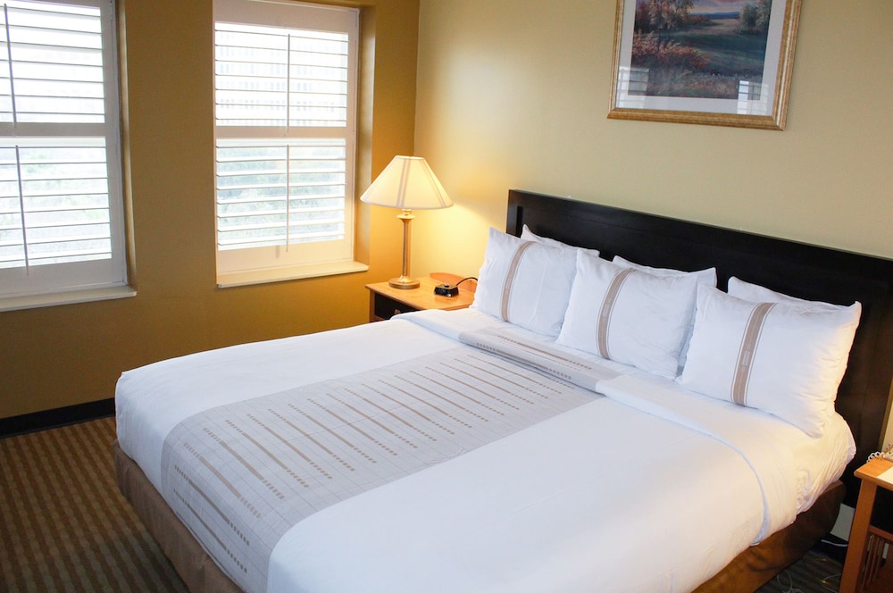 Crockett Hotel - photo 14
