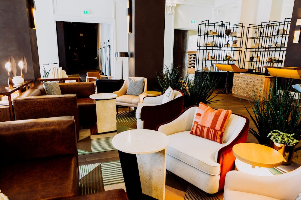 Surety Hotel - photo 3