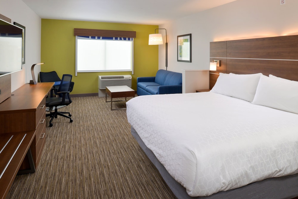 Holiday Inn Express & Suites Ottumwa by IHG - photo 14