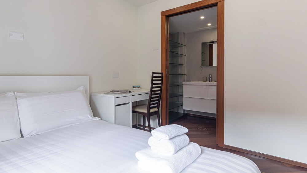 Italianway Comfort Fabbri 12 D — 4-Star Luxury Hotel in Milan, Italy
