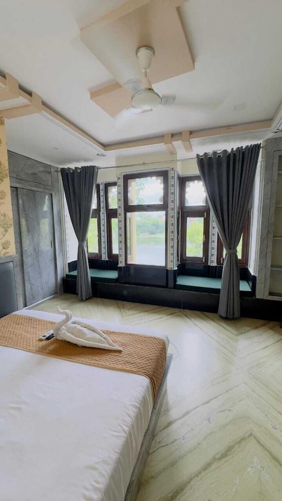 Hotel Moxa Inn - last minute hotel in Udaipur
