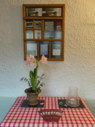 Hotel Garni Alpina - carbon neutral hotel in Lenk
