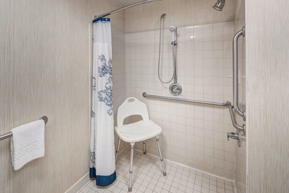 Residence Inn by Marriott Kansas City Country Club Plaza - photo 24