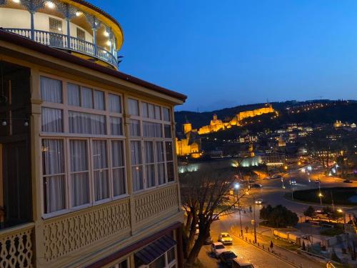 Apartment Tamarioni — 4-Star Luxury Hotel in Tbilisi, Georgia